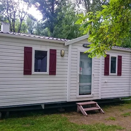 Camping Larribal Millau Exterior foto