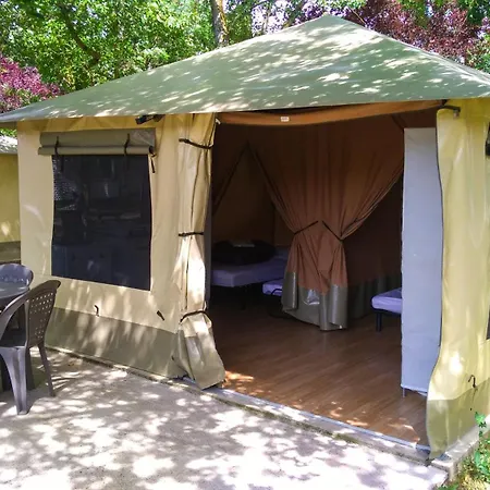 Camping Larribal Millau Exterior foto